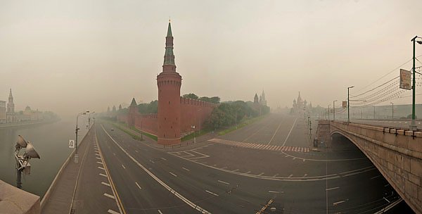 Москва. Кремль в дыму