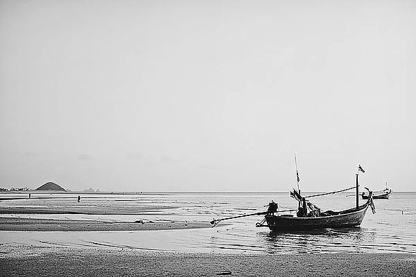 Таиланд, остров Самуи, лодка возле Натона