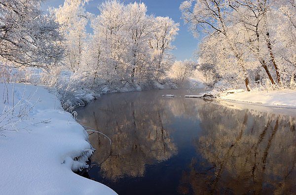 Река Истра, Россия. Зимнее утро