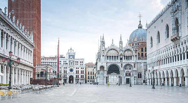 Венеция, Италия. Площадь Сан-Марко и Дворец Дожей утром