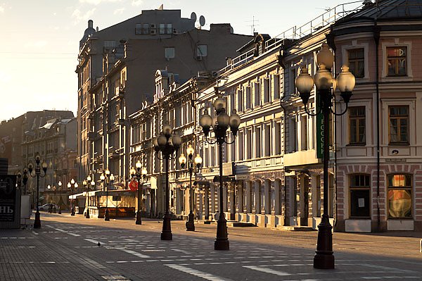 Москва. Рассвет на старом Арбате