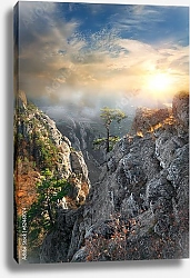 Постер Крым, туман в горах
