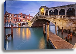 Постер Италия. Венеция. Мост Риальто вечером
