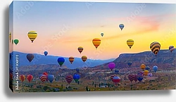 Постер Парад воздушных шаров на закате