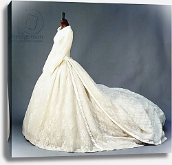Постер Школа: Английская 20в. Wedding dress of Katharine Worsley, Duchess of Kent, 1961