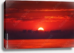 Постер Красный закат над морем