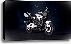 Постер Серый мотоцикл на темном фоне 
