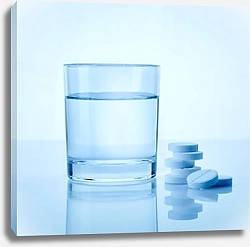 Постер Таблетки и стакан воды