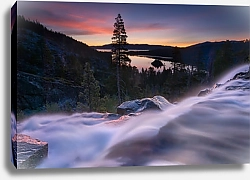 Постер Орлиные водопады. Раннее утро на озере Тахо, Калифорния