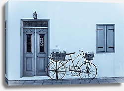 Постер Дверь, окно и велосипед