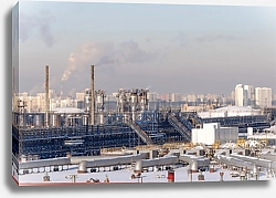 Постер Нефтеперерабатывающий завод в Москве