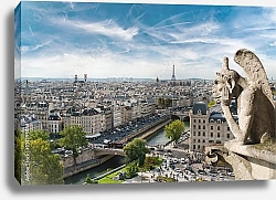 Постер Горгулья и панорама города с крыши Нотр-Дам де Пари
