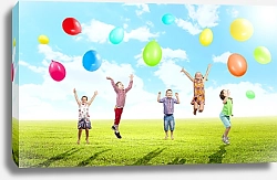 Постер Счастливые дети ловят воздушные шары