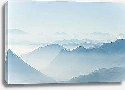 Постер Голубые холмы в тумане
