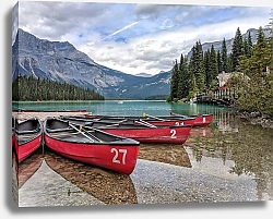 Постер Красные лодки на берегу озера