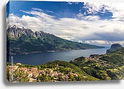 Постер Италия. Озеро Гарда. Панорамный вид
