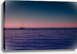 Постер Корабль в розовом закате