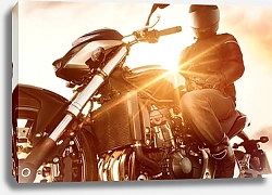 Постер Байкер на мотоцикле