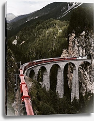 Постер Почтовый поезд на мосту в горном ущелье