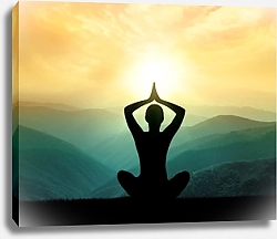 Постер Йога и медитация. Силуэт человека в горах