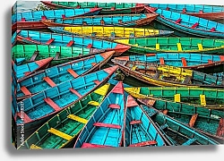 Постер Непал. Типичные цветные лодки