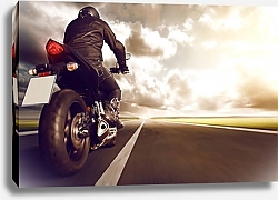 Постер Мотоциклист на трассе
