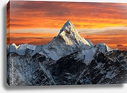 Постер Непал. Закатный вид на вершину Ама-Даблам