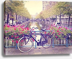 Постер Голландия, Амстердам. Ретро-велосипед на мостике