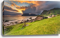 Постер Закат на скалистом берегу, Норвегия