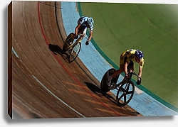 Постер Дуэль велосипедистов