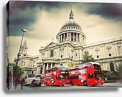 Постер Англия, Лондон. Красные автобусы перед Собором Святого Павла 