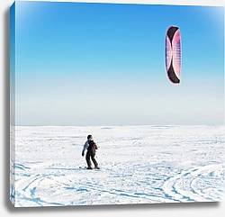 Постер Кайт-серфер едет по снегу
