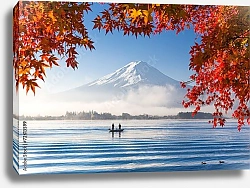 Постер Гора Фудзи и озеро Кавагутико туманной осенью