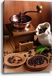 Постер Деревянная кофемолка с кофейными зёрнами