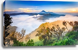 Постер Вулкан Бромо в тумане, Восточная Ява, Индонезия
