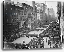 Постер Неизвестен Policemen's parade, Fifth Avenue, New York, c.1900-05