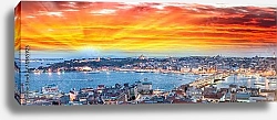 Постер Замечательный панорамный вид из Стамбула в сумерках через Золотой Рог