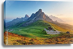 Постер Италия. Утренний пейзаж в Доломитах, перевал Джау