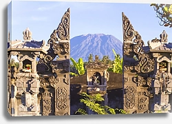 Постер  Гора Агунг, Амед, Бали