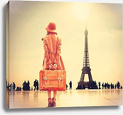 Постер Рыжая девушка с чемоданом