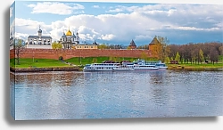 Постер Россия, Великий Новгород. Крепостные стены и пароход