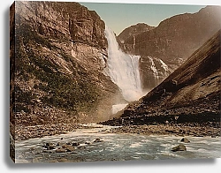 Постер Норвегия. Одда, красивый вид водопада Skjeggfdalsfos
