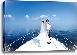Постер Счастливые жених и невеста на яхте
