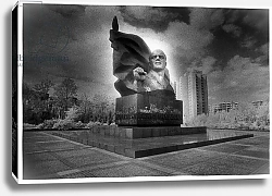Постер Мардсен Симон (чбф) Statue of Ernst Thaelmann East Berlin