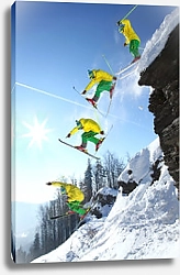 Постер Прыжок горнолыжника со скалы в горах