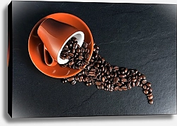 Постер Чашка кофе с просыпанными зернами