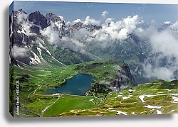 Постер Швейцария. Горный пейзаж с озером в коммуне Энгельберг