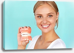 Постер Женщина с красивой улыбкой и здоровыми зубами