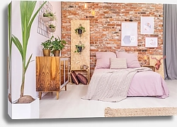 Постер Интерьер спальни с декоративной кирпичной стеной