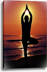 Постер Мужской силуэт в позе йога на закате